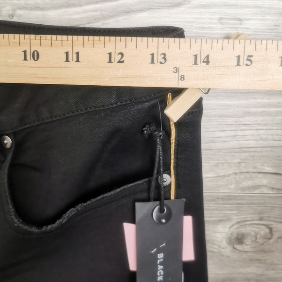 SIZE 27 Black Tape, Low-Rise, Black Skinny Jeans NWT - Picture 7 of 11